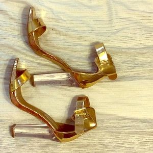 Steve Madden Golden&Clear Size 8 heel